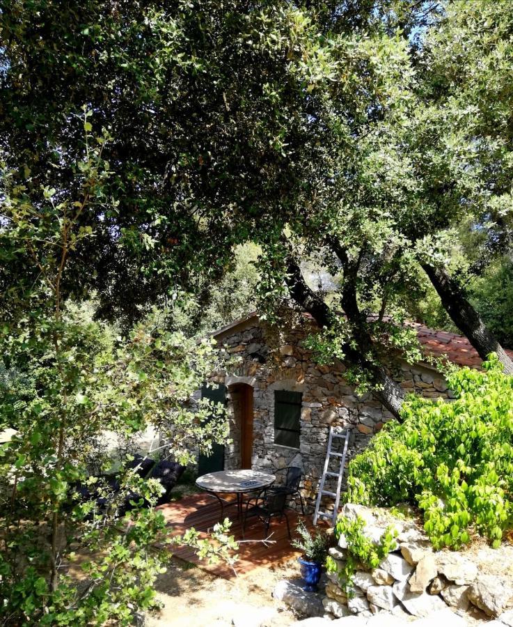 Les Cabanons Sainte Victoire Otel Dış mekan fotoğraf