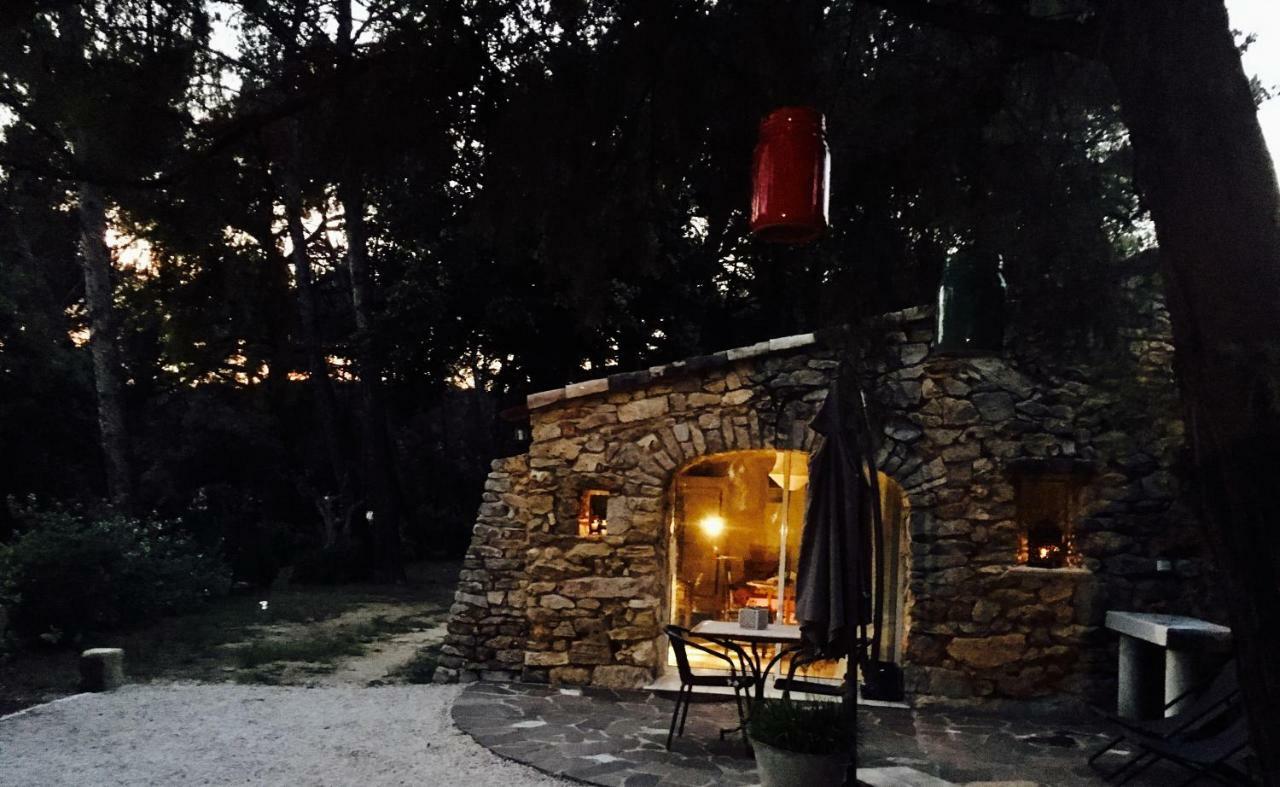 Les Cabanons Sainte Victoire Otel Dış mekan fotoğraf